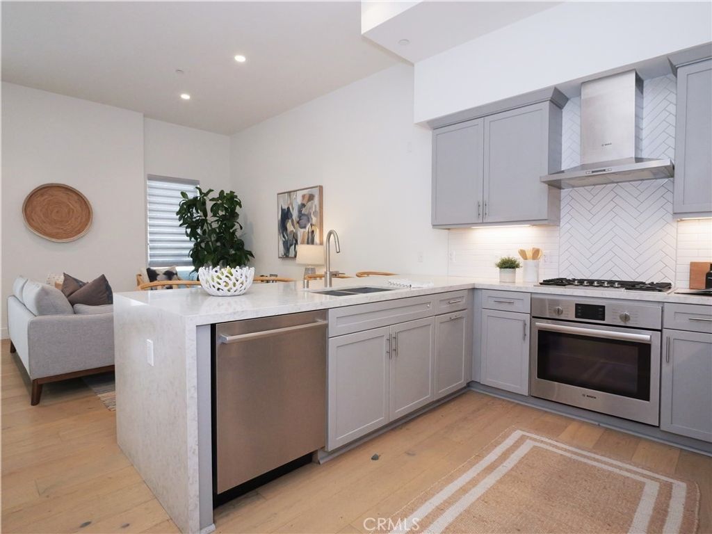 1920 S Pacific Coast Hwy # 118, Redondo Beach