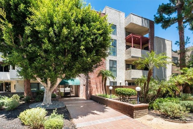 14159 Dickens Street # 110, Sherman Oaks