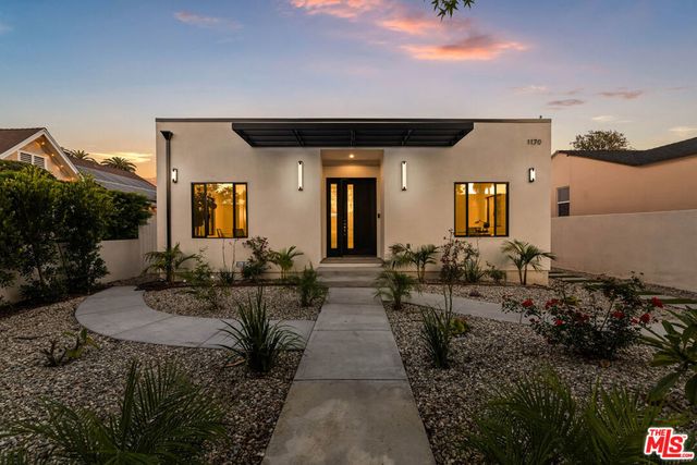 1170 S Lucerne Boulevard, Los Angeles