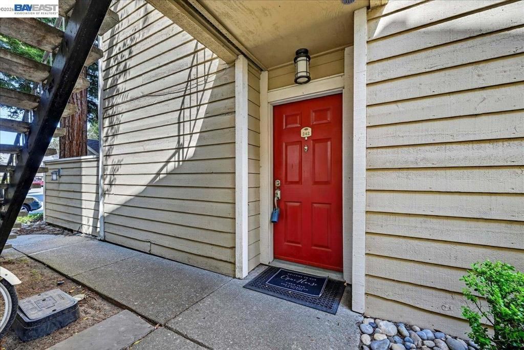 242 Eastridge Dr, San Ramon