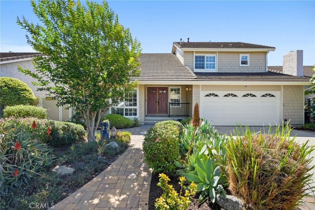 17 Deerwood W, Irvine