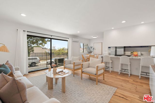1930 N Vermont Avenue # 103, Los Angeles