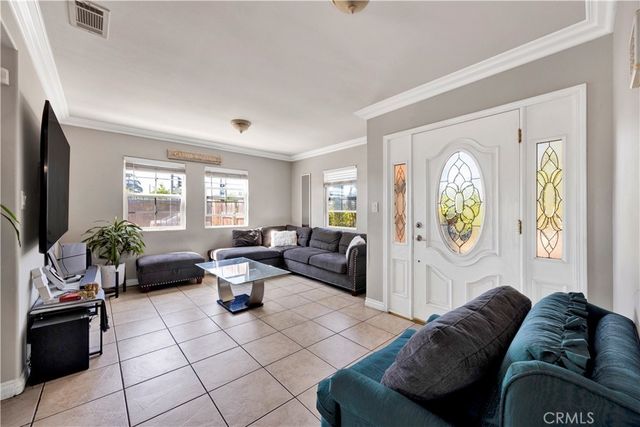 13286 Terra Bella Street, Pacoima