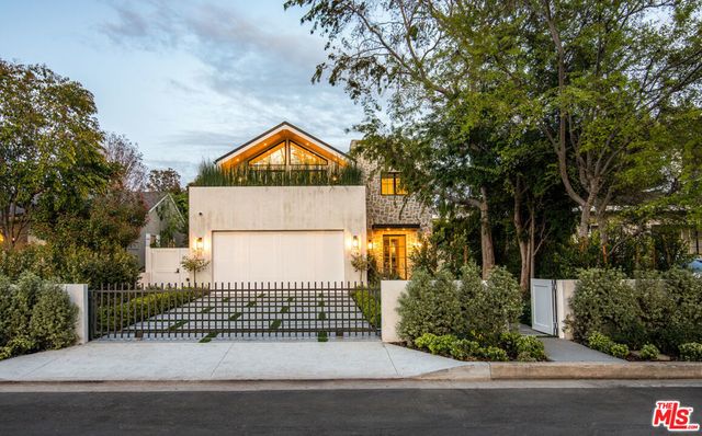 4210 Bellaire Avenue, Los Angeles