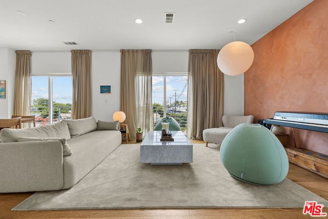 11724 Culver Boulevard # 10, Los Angeles