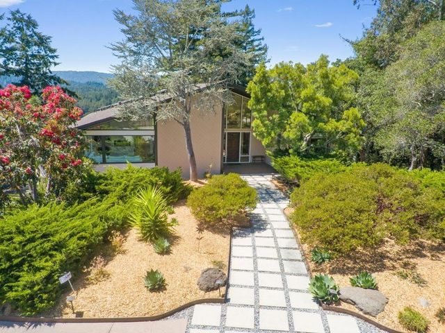 21 Kite Hill Road, Santa Cruz