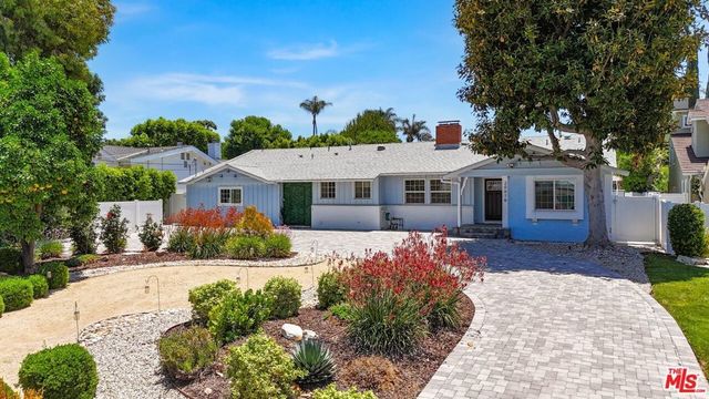 20616 Quedo Drive, Woodland Hills