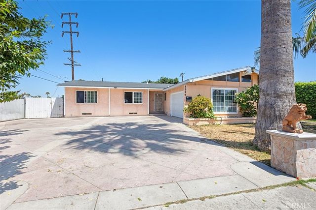 3927 E Rogue, Anaheim