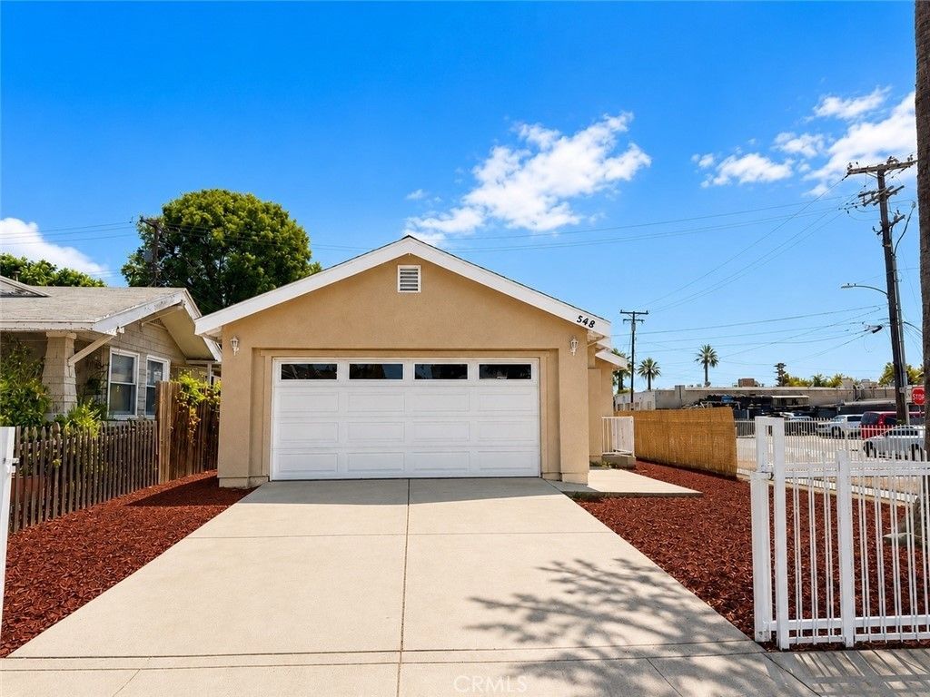 548 N Reservoir, Pomona