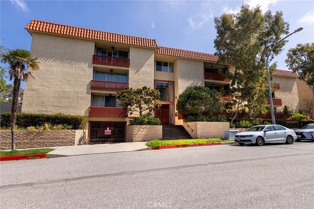 5875 Doverwood Drive # 309, Culver City