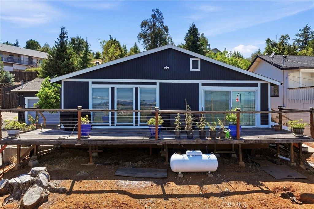 5571 Cherokee, Kelseyville