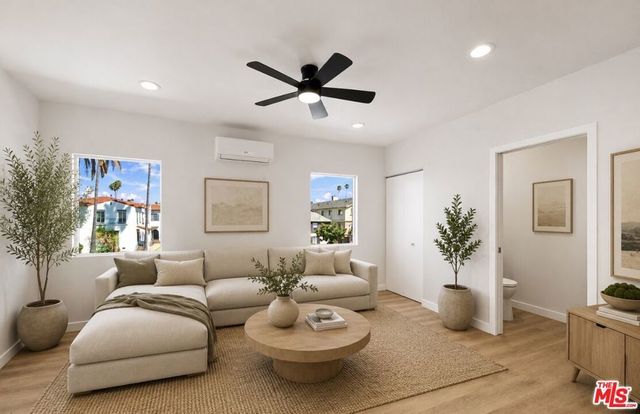 1189 1/2 Crenshaw Boulevard, Los Angeles