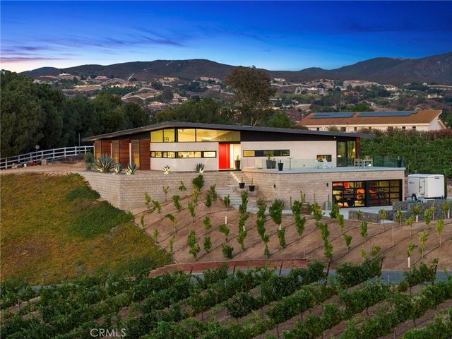 36453 Via El Pais Bonita, Temecula