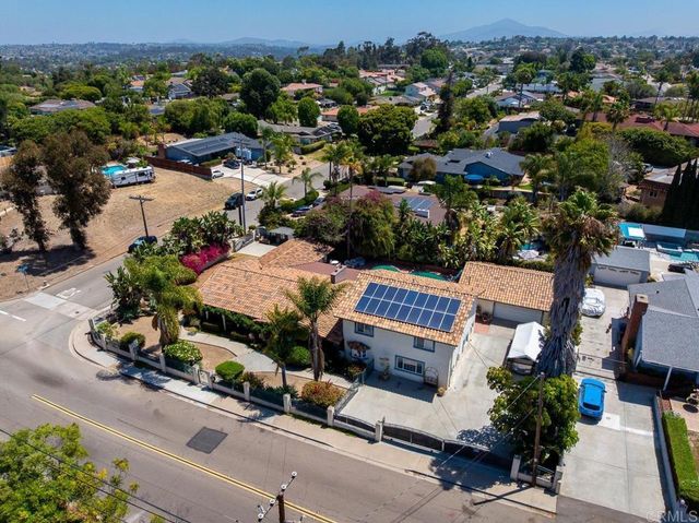 487 Hilltop Dr, Chula Vista