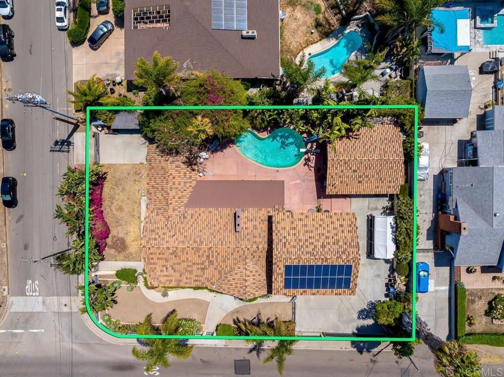 487 Hilltop Dr, Chula Vista