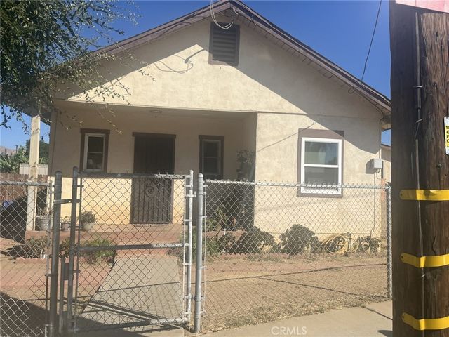 4264 Victoria Avenue, Riverside