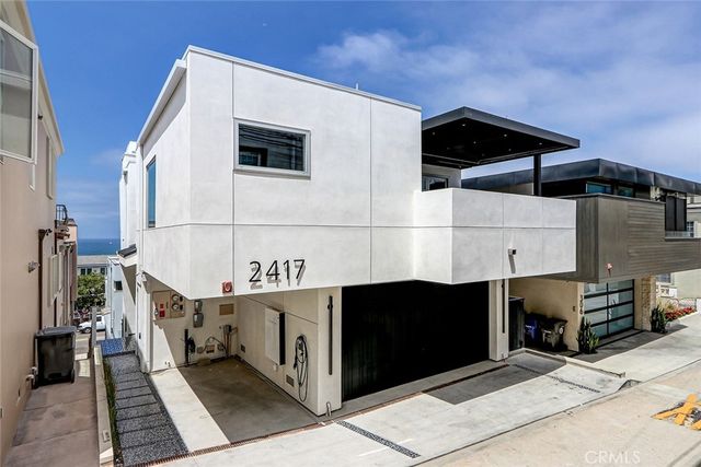 2417 Crest, Manhattan Beach