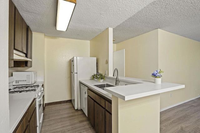1615 Hotel Circle S # D110, San Diego