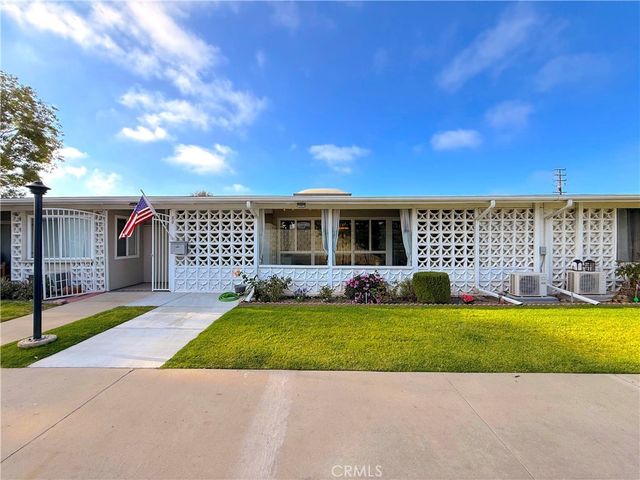 1842 Thunderbird Drive # 1d, Seal Beach