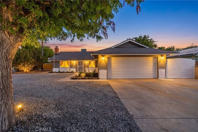 42701 40th Street W, Lancaster