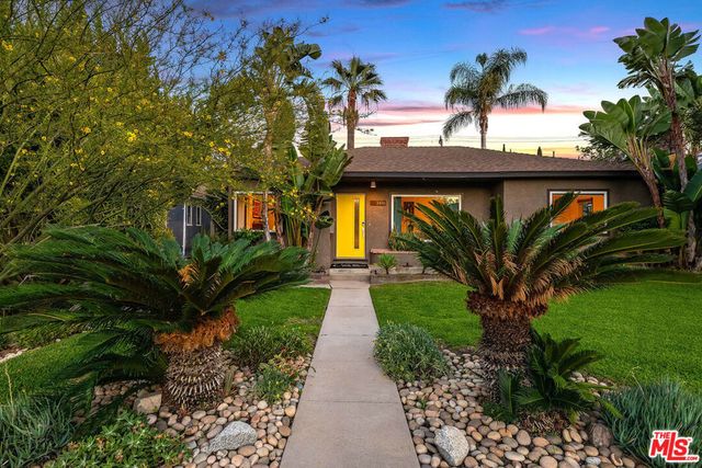 3416 W Clark Avenue, Burbank