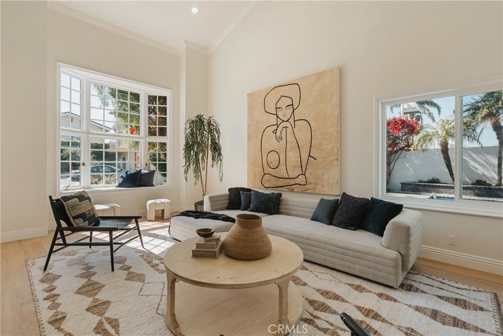 17182 Hillside Circle, Huntington Beach