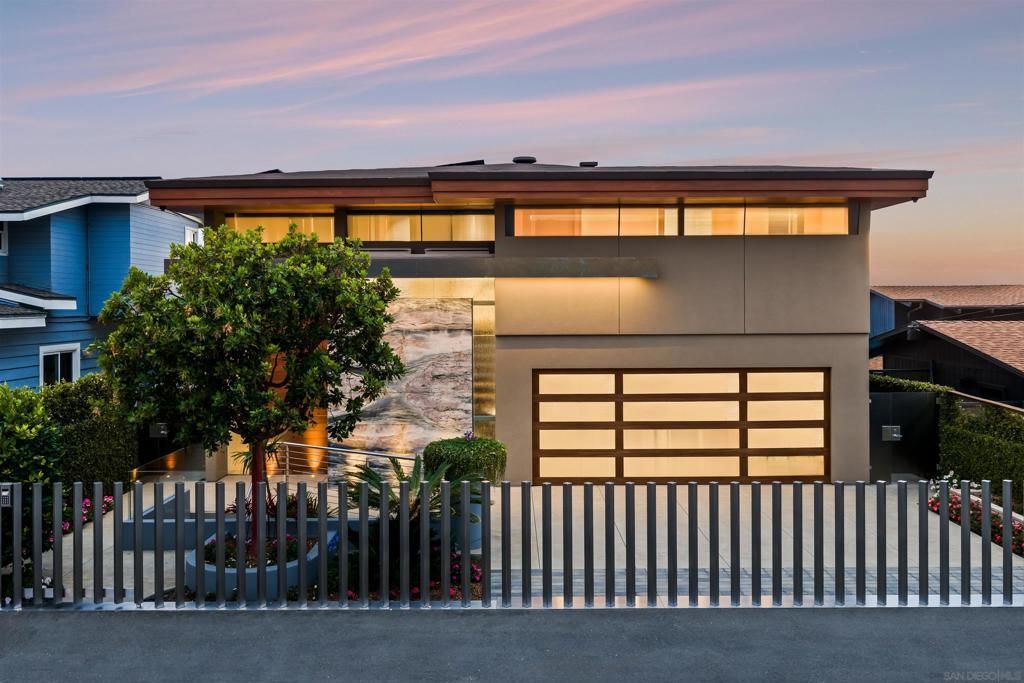 1230 Neptune Ave, Encinitas