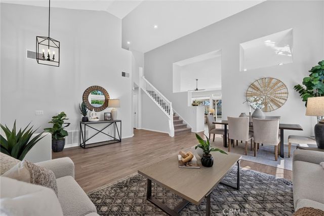 32398 Corte San Vincente, Temecula