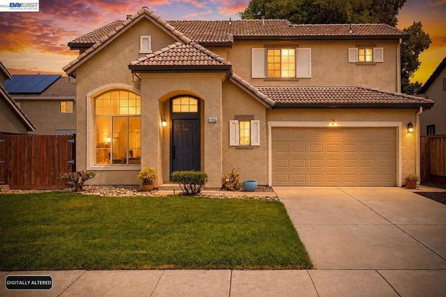 1356 Peppertree Way, Tracy