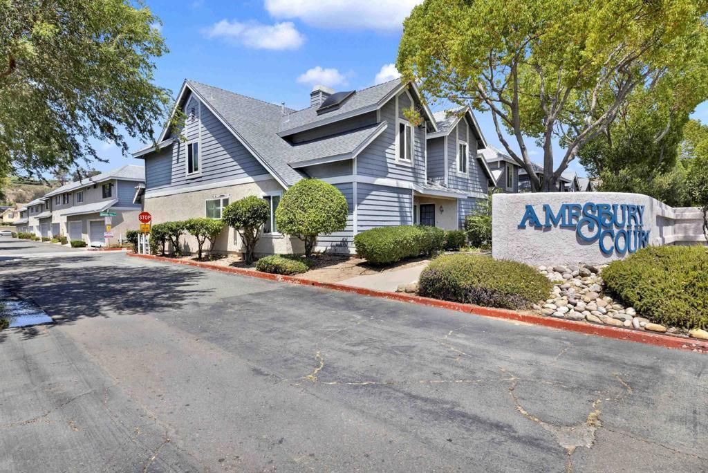 13815 Johannesberg # 4, Poway