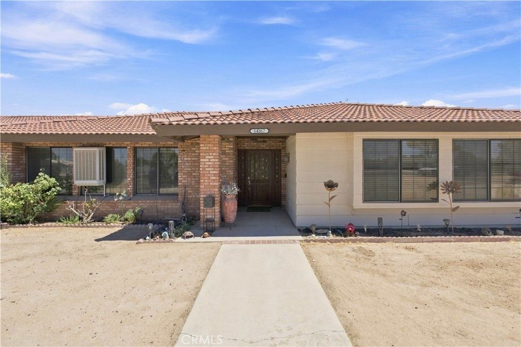 14367 Flathead, Apple Valley