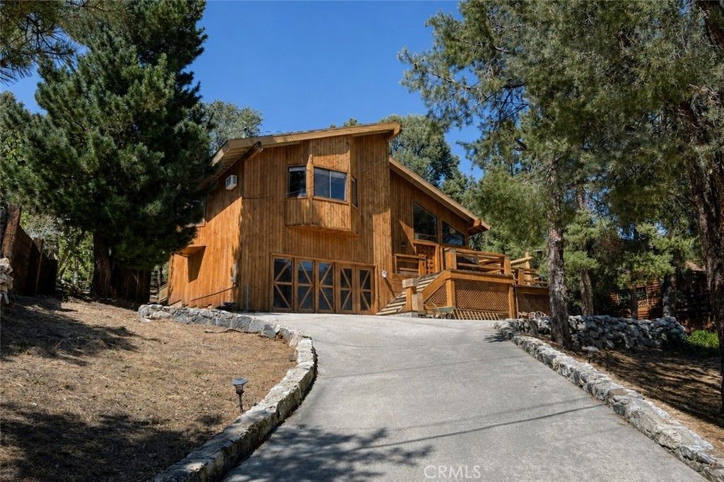 16421 Grizzly Drive, Pine Mountain Club
