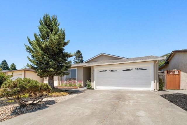 829 Almond Drive, Watsonville
