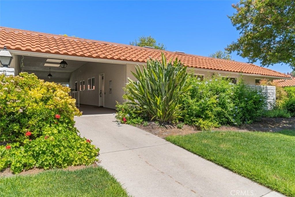 2046 Via Mariposa E # P, Laguna Woods