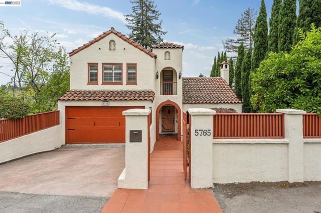 5765 Colton Blvd, Oakland