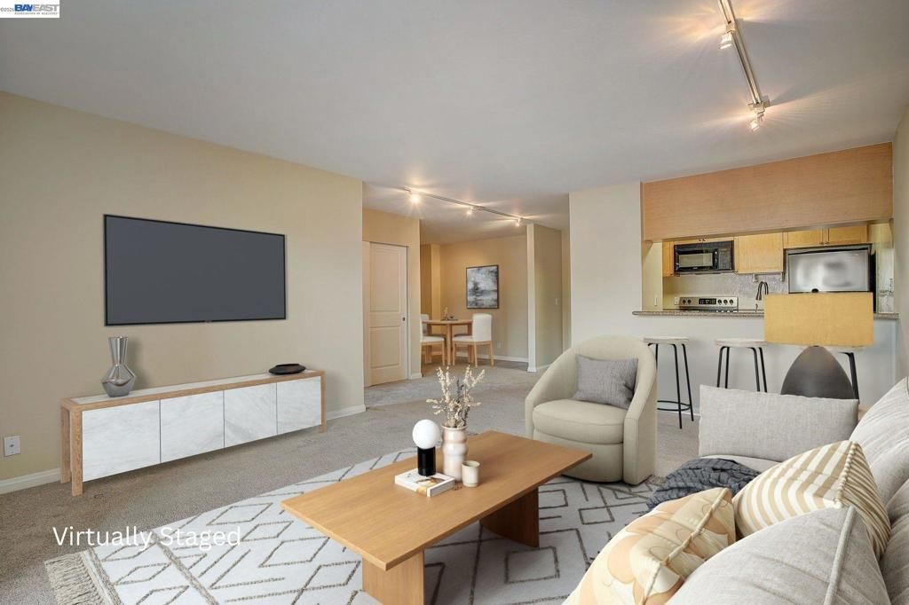 1085 Murrieta Blvd # 205, Livermore