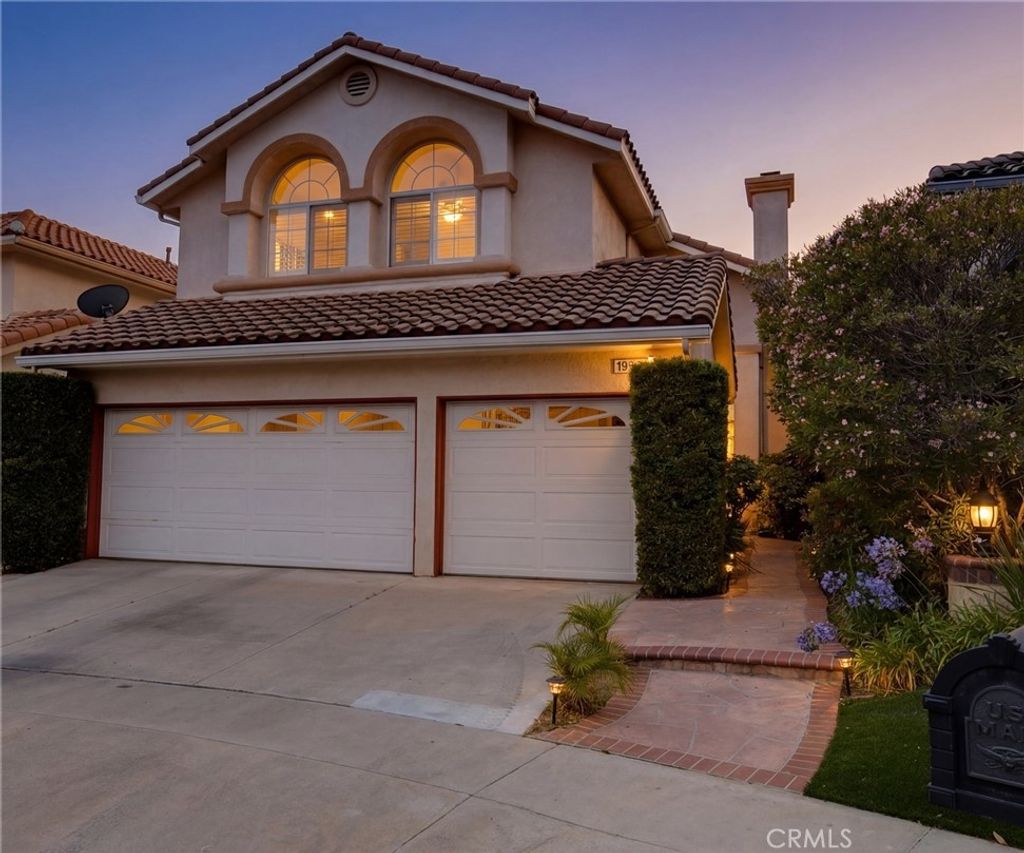 19784 Yosemite Circle, Porter Ranch