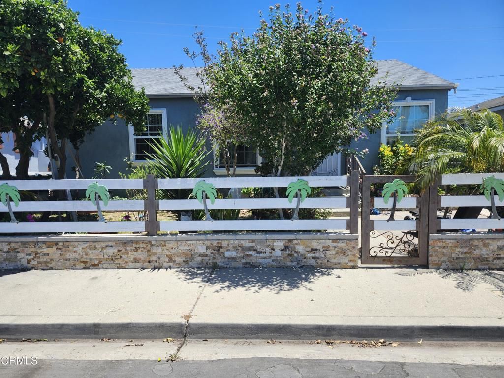 210 Harding Avenue, Oxnard