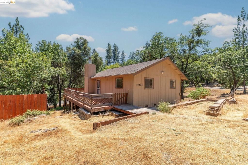 21473 Eel River Dr, Sonora