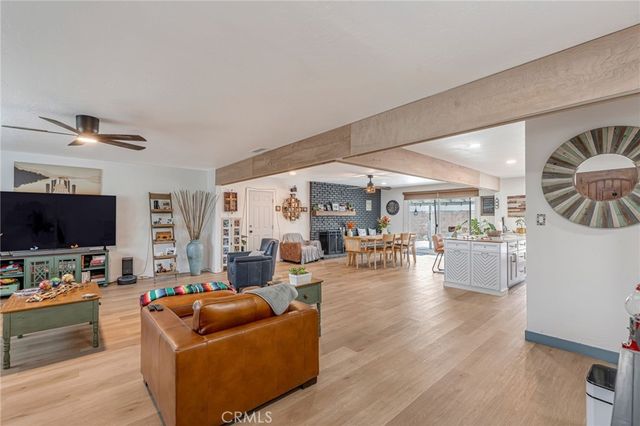 590 E Van Koevering, Rialto