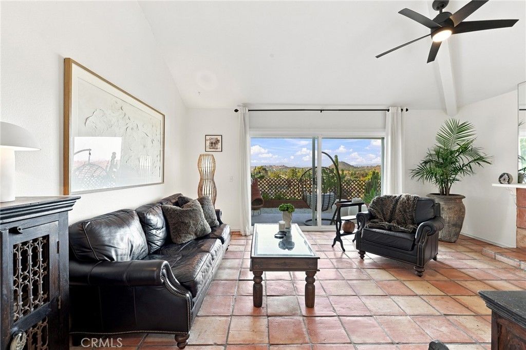 701 Blue Oak Avenue, Newbury Park
