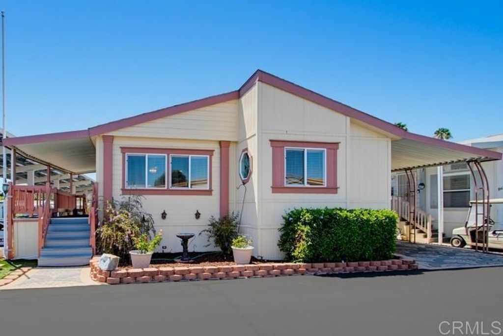 1219 E Barham Drive # 127, San Marcos