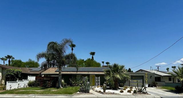 77010 New York Avenue, Palm Desert