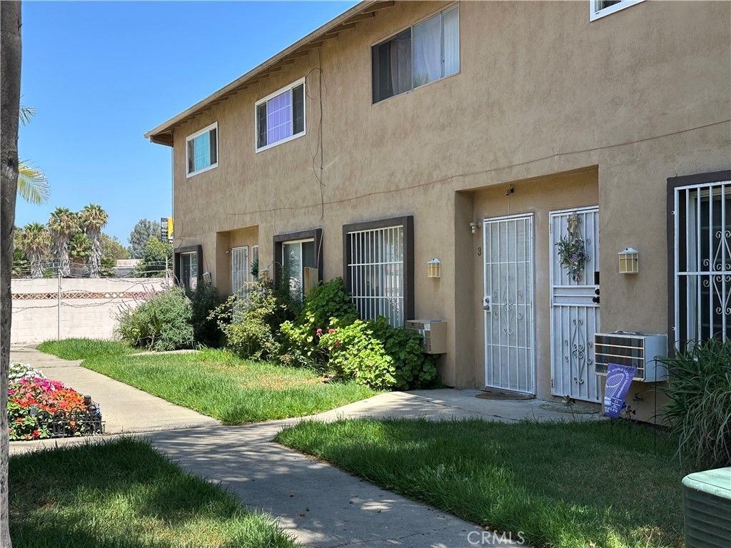 1602 N King #m3 Street, Santa Ana