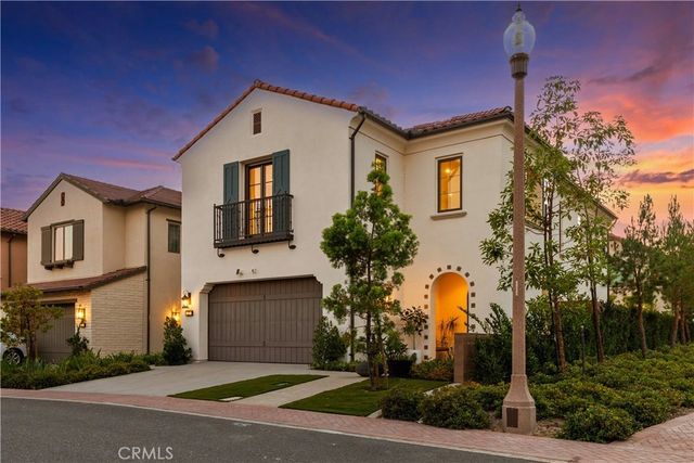 227 Fiore, Irvine