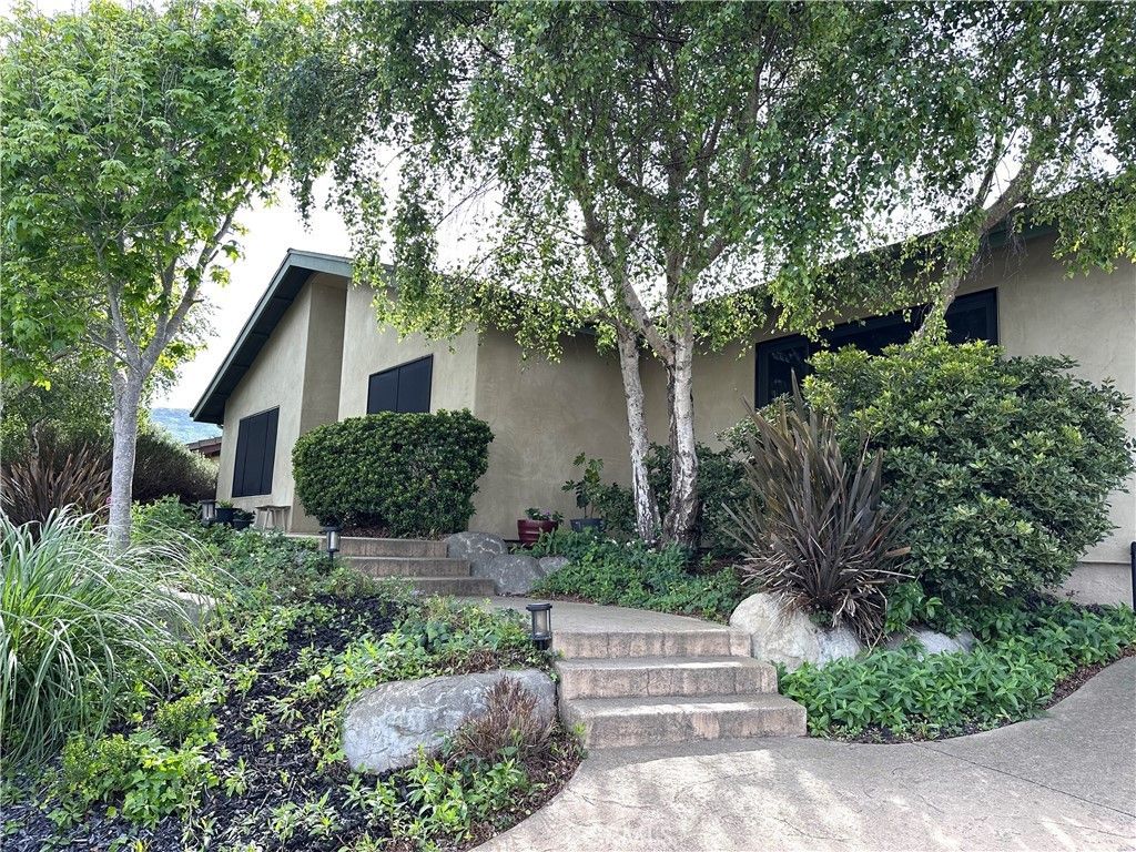 641 University Drive, Lompoc