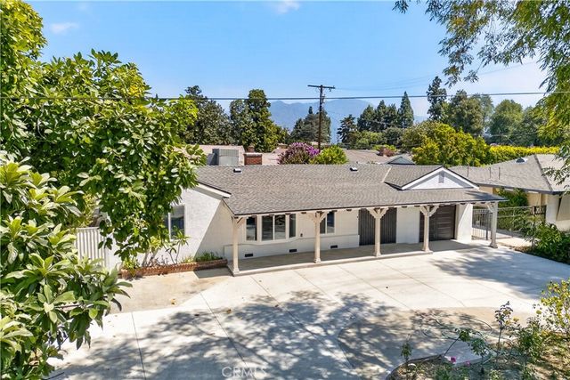 21 W Camino Real, Arcadia
