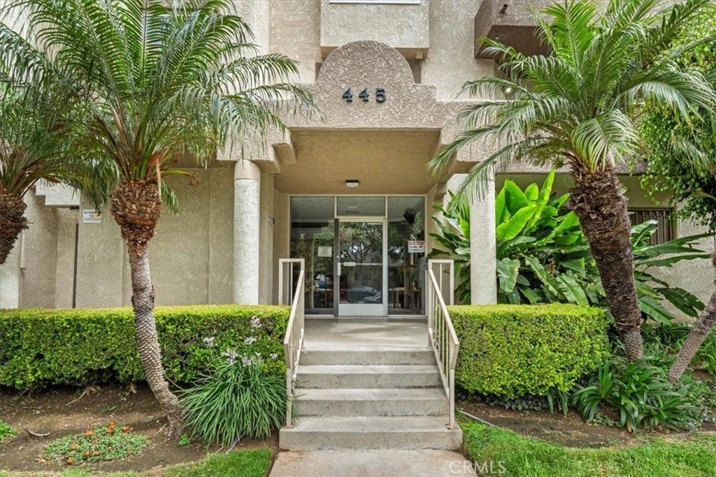 445 W 6th, Long Beach