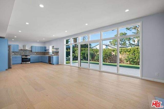 11919 Weir Street, Los Angeles