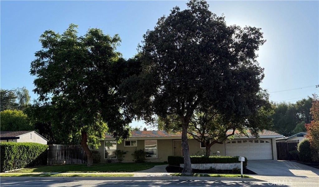545 E Gainsborough Road, Thousand Oaks